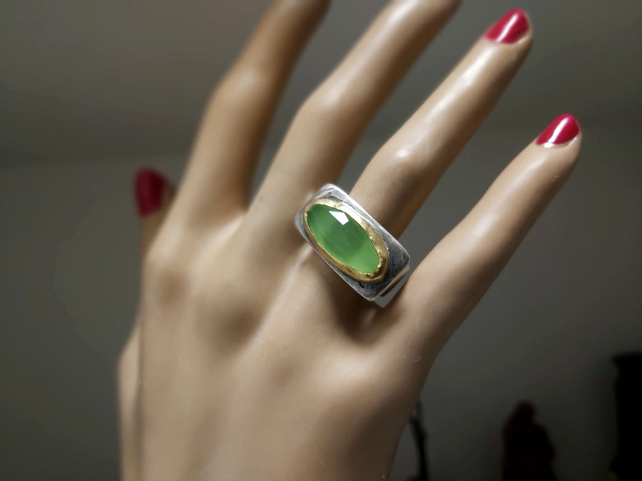 Green Silver Gold Stone ring