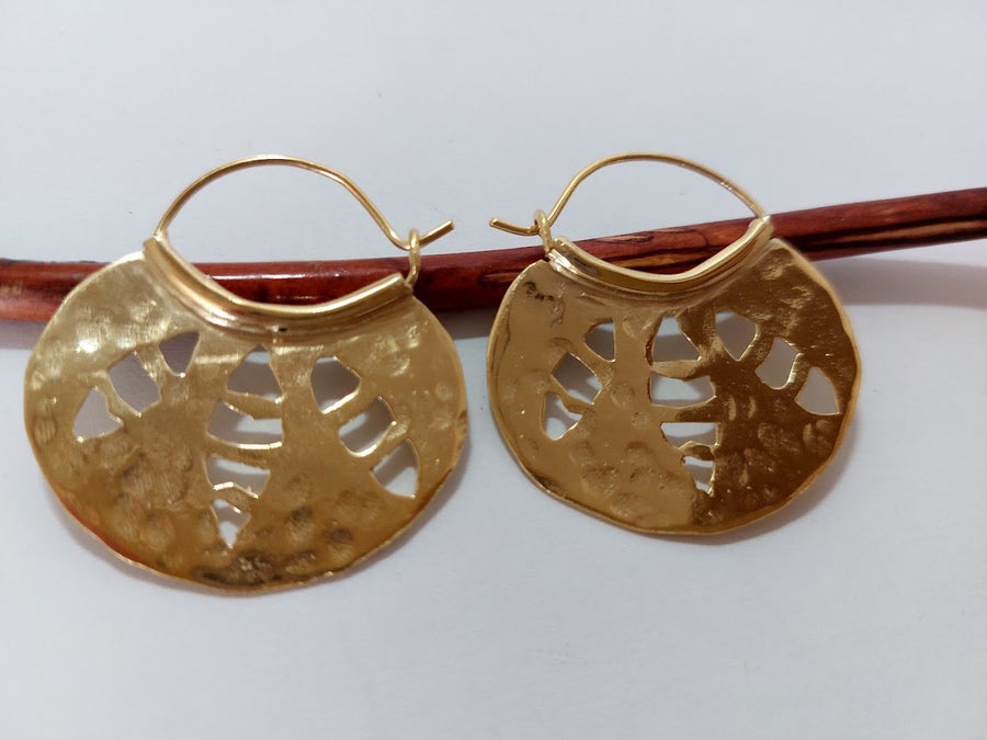 Cut Out Gold Hoop Earrings