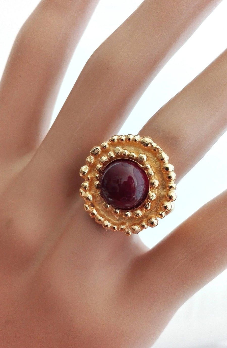 Round Ruby Gold Ring