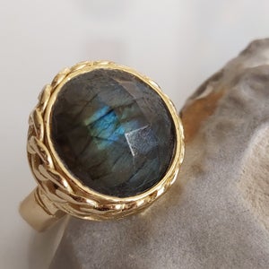Blue Round Labradorite Gold Ring