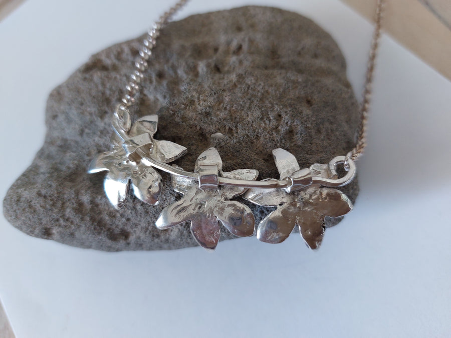 Bridal Silver Flower Pearl Necklace.