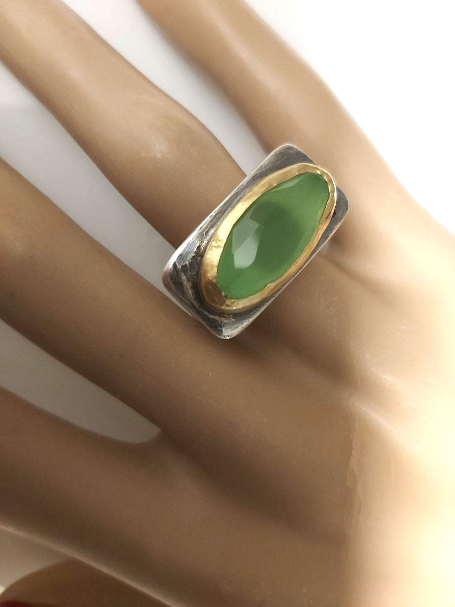 Green Silver Gold Stone ring
